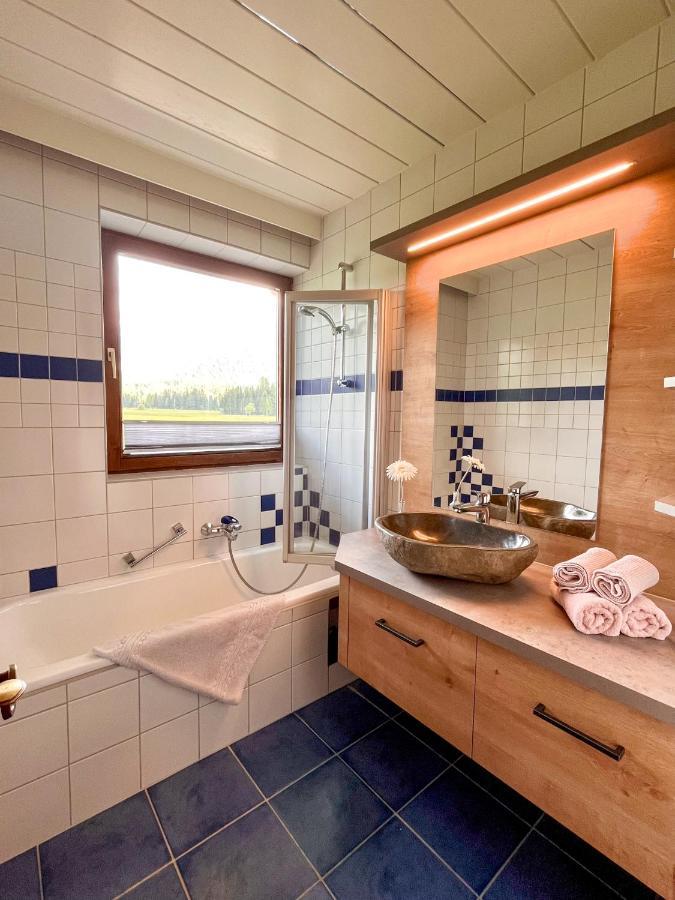 Apartmenthaus Brigitte ลอยทัช ภายนอก รูปภาพ